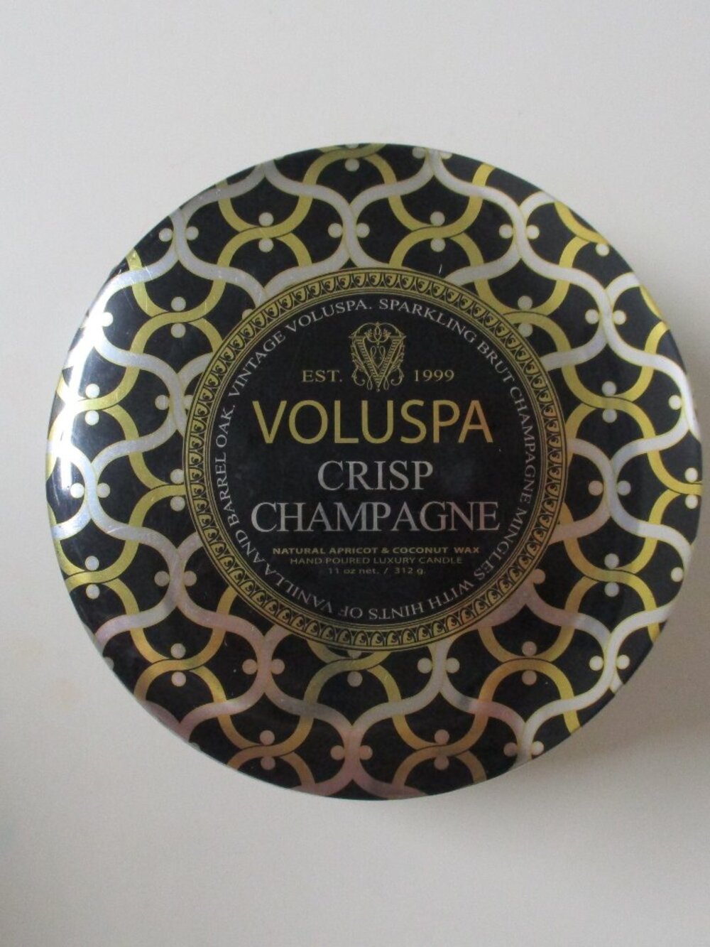 NEW Voluspa Crisp Champagne Scented Candle Metal Tin Hand Poured Luxury 11oz